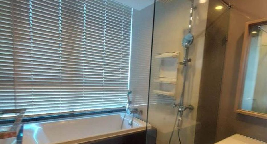 For sale 2 bedrooms condo in Watthana, Bangkok
