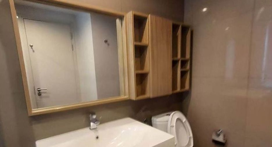 For sale 2 bedrooms condo in Watthana, Bangkok