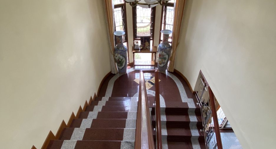 Villa en venta de 5 habitaciones en Kathu, Phuket