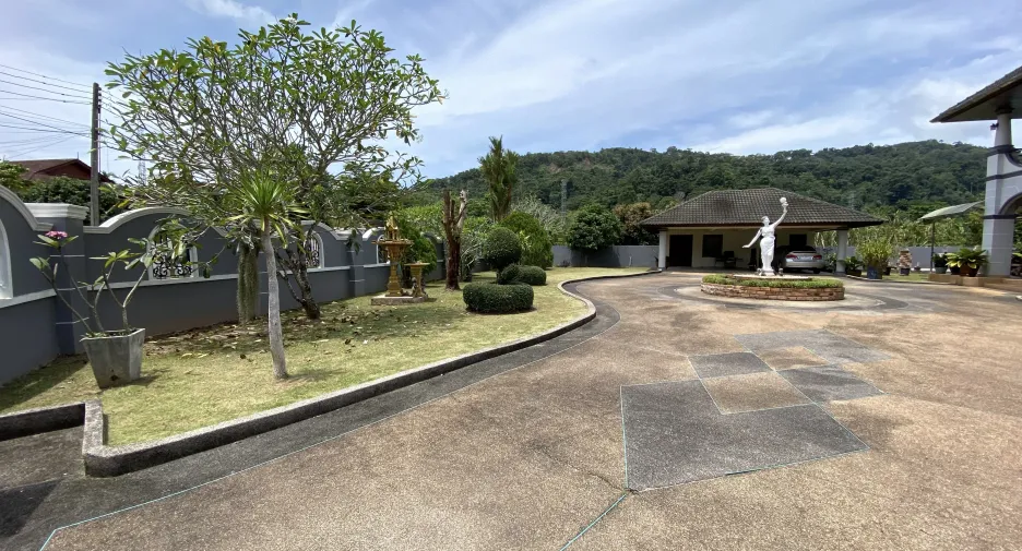 Villa en venta de 5 habitaciones en Kathu, Phuket