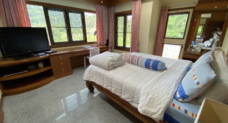 Villa en venta de 5 habitaciones en Kathu, Phuket