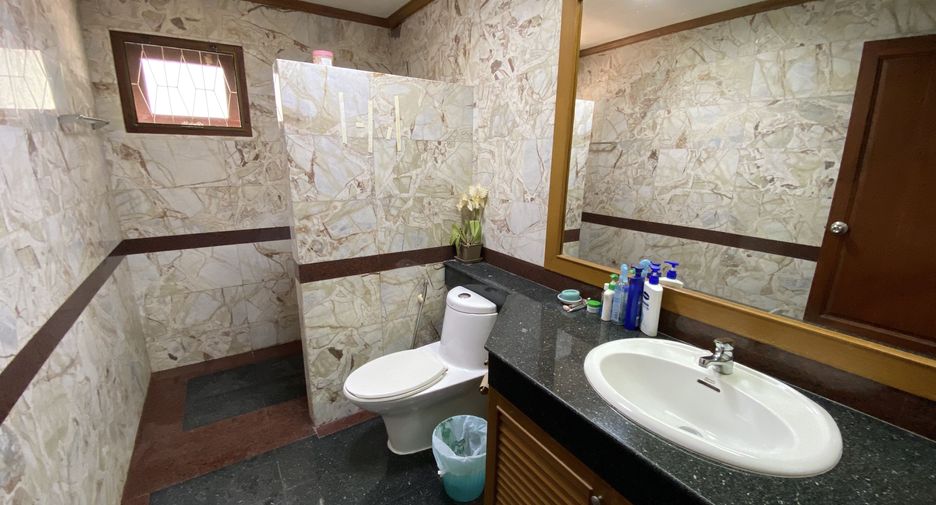 Villa en venta de 5 habitaciones en Kathu, Phuket