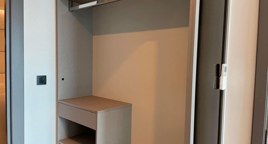For sale 1 bed condo in Bang Rak, Bangkok