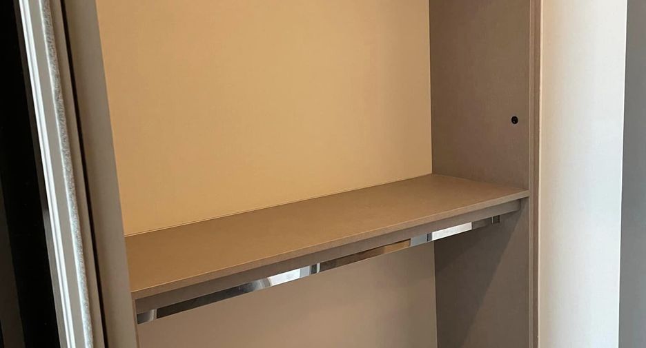 Wohnung zum Kauf mit 1 Zimmer in Bang Rak, Bangkok