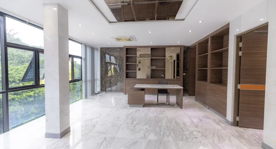 For sale 8 bedrooms retail Space in Kathu, Phuket