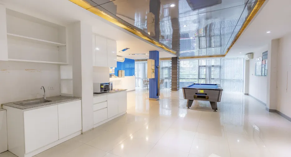 For sale 8 bedrooms retail Space in Kathu, Phuket