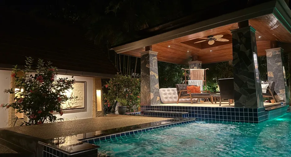 Villa zum Kauf und zur Miete mit 4 Zimmer in Thalang, Phuket