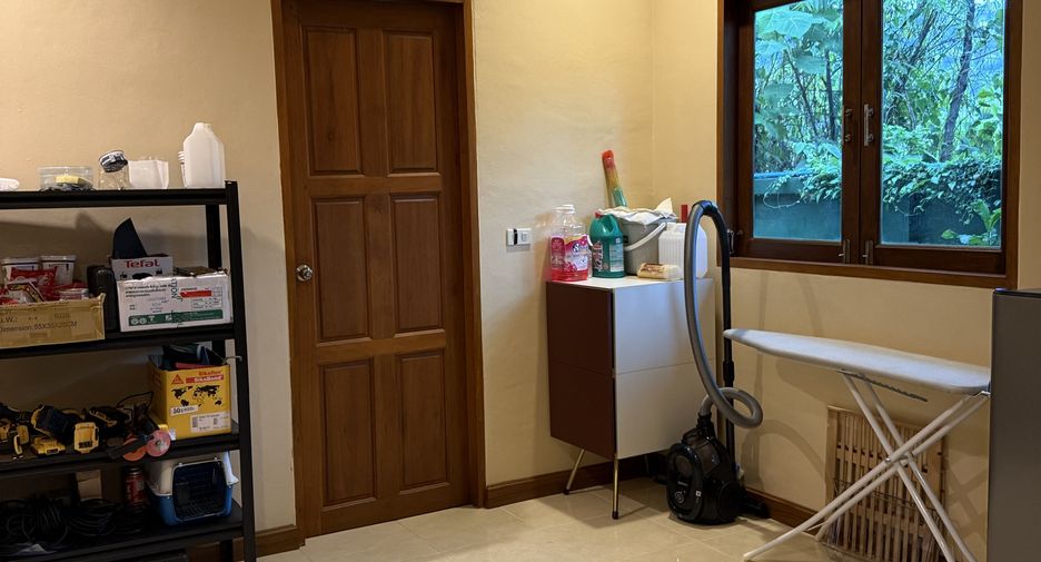 Villa zum Kauf und zur Miete mit 4 Zimmer in Thalang, Phuket