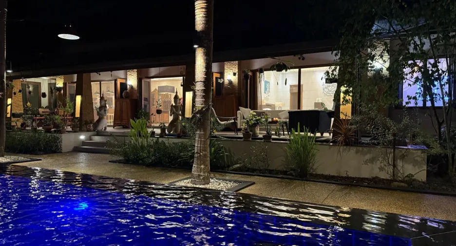 Villa zum Kauf und zur Miete mit 4 Zimmer in Thalang, Phuket