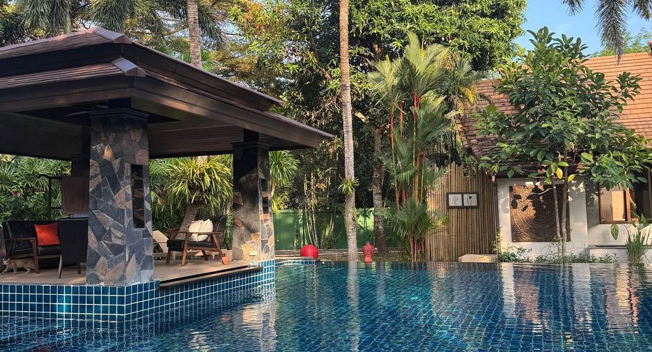 Villa zum Kauf und zur Miete mit 4 Zimmer in Thalang, Phuket