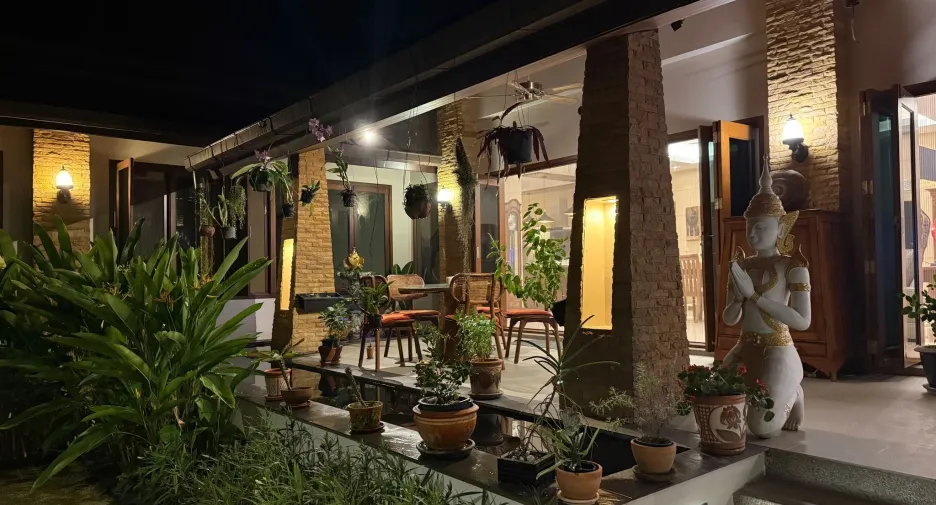 Villa zum Kauf und zur Miete mit 4 Zimmer in Thalang, Phuket
