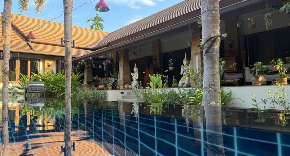 Villa zum Kauf und zur Miete mit 4 Zimmer in Thalang, Phuket