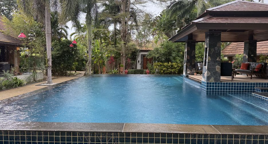 Villa zum Kauf und zur Miete mit 4 Zimmer in Thalang, Phuket