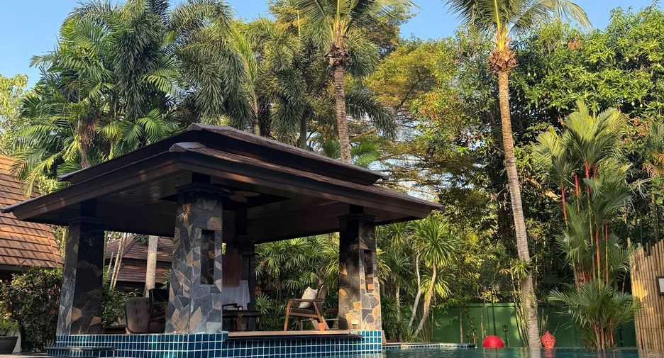 Villa zum Kauf und zur Miete mit 4 Zimmer in Thalang, Phuket