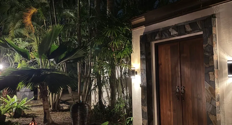 Villa zum Kauf und zur Miete mit 4 Zimmer in Thalang, Phuket