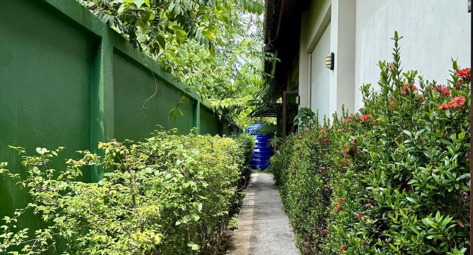 Villa zum Kauf und zur Miete mit 4 Zimmer in Thalang, Phuket