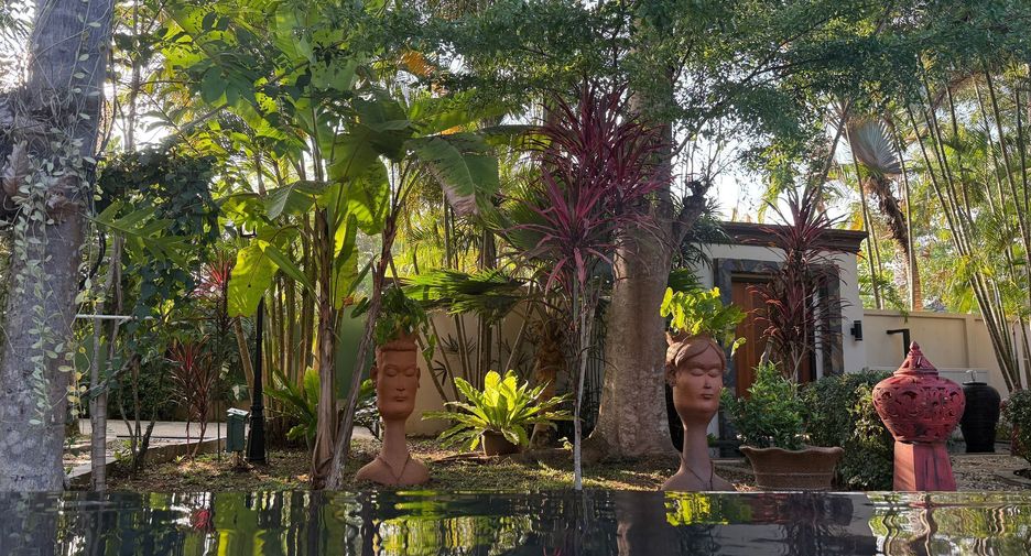 Villa zum Kauf und zur Miete mit 4 Zimmer in Thalang, Phuket
