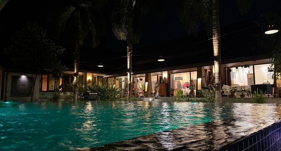 Villa zum Kauf und zur Miete mit 4 Zimmer in Thalang, Phuket
