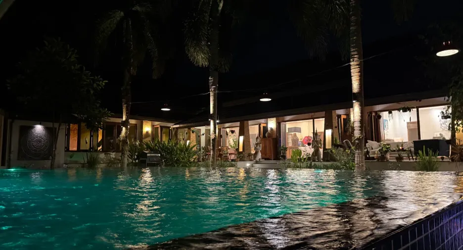 Villa zum Kauf und zur Miete mit 4 Zimmer in Thalang, Phuket