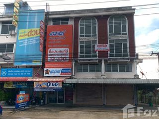 出售 5 卧室 联排别墅 在 Sam Phran, Nakhon Pathom