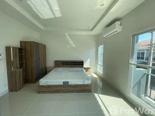 出租 3 卧室 独立屋 在 塔朗, 普吉