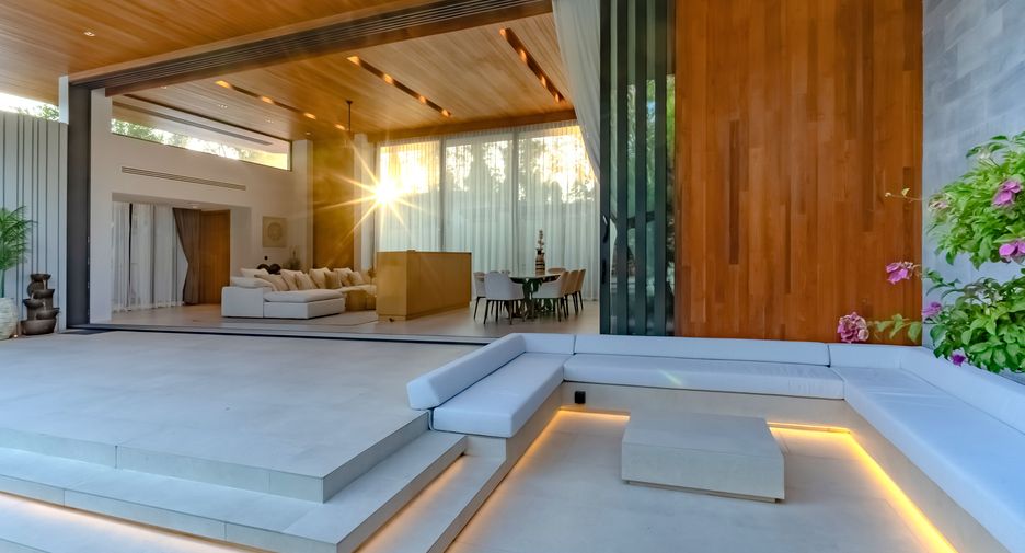 For sale and for rent 4 bedrooms villa in Thalang, Phuket