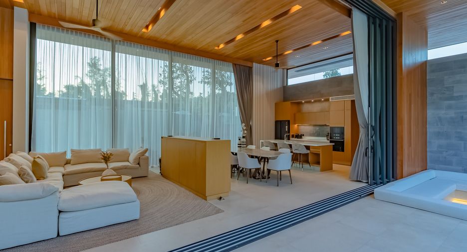 For sale and for rent 4 bedrooms villa in Thalang, Phuket