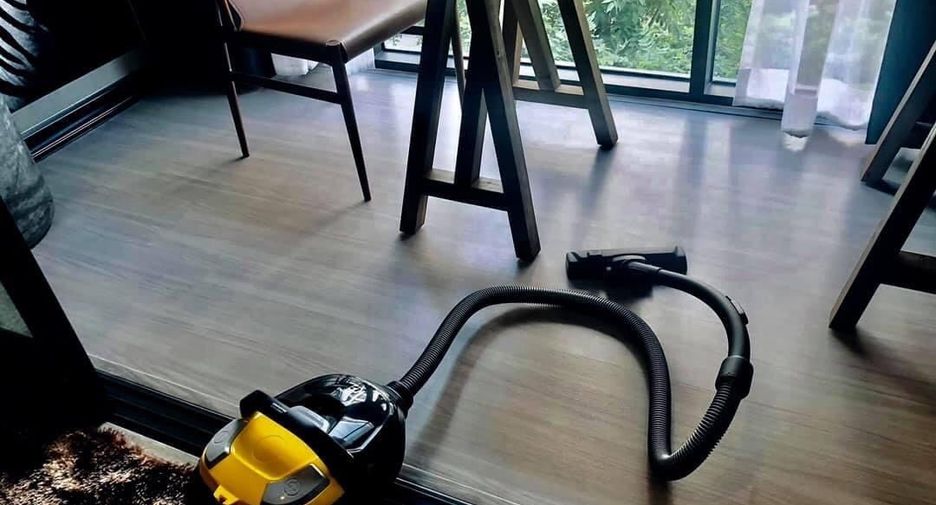 For sale 1 bed condo in Khlong Toei, Bangkok