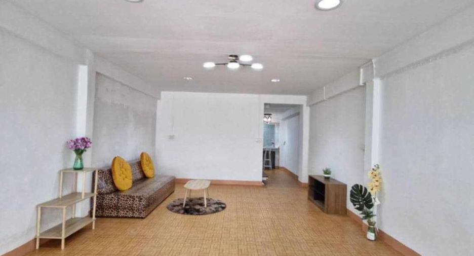 Casa adosada en venta de 3 habitaciones en Hat Yai, Songkhla