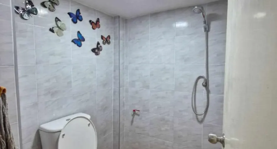 Casa adosada en venta de 3 habitaciones en Hat Yai, Songkhla