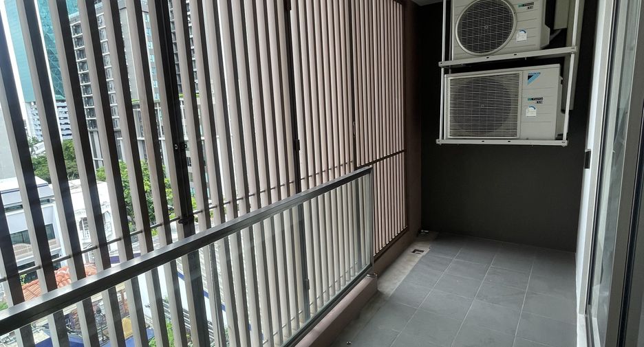 For sale 3 bedrooms condo in Phaya Thai, Bangkok