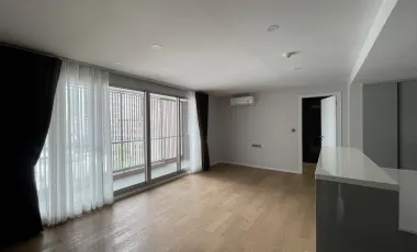 For sale 3 bedrooms condo in Phaya Thai, Bangkok