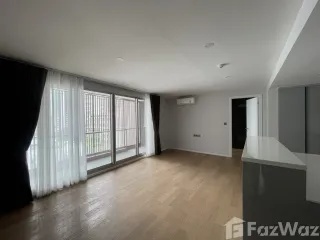 For sale 3 bedrooms condo in Phaya Thai, Bangkok