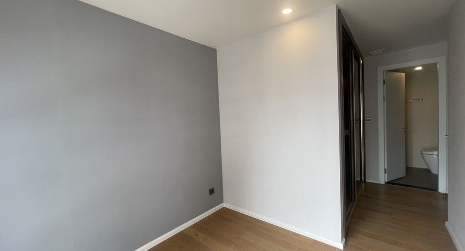 For sale 3 bedrooms condo in Phaya Thai, Bangkok