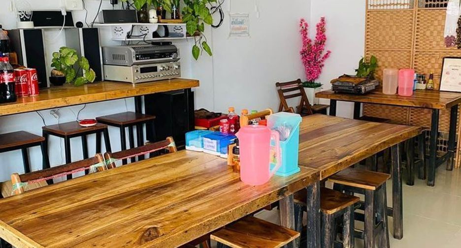For sale 2 bedrooms retail Space in Thalang, Phuket