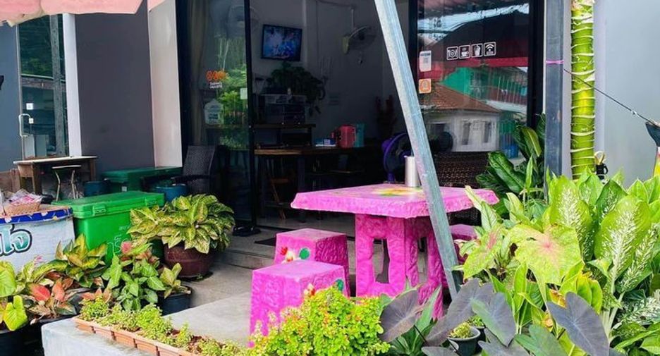 For sale 2 bedrooms retail Space in Thalang, Phuket