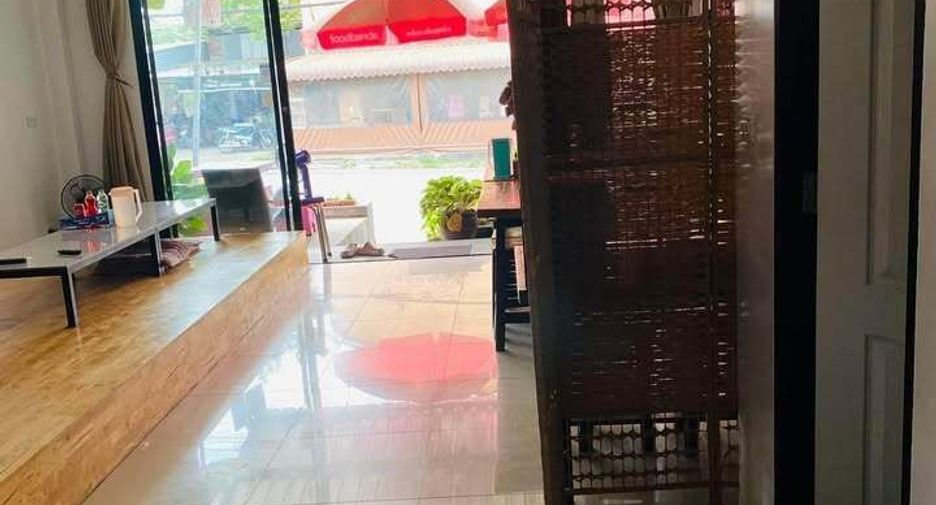 For sale 2 bedrooms retail Space in Thalang, Phuket