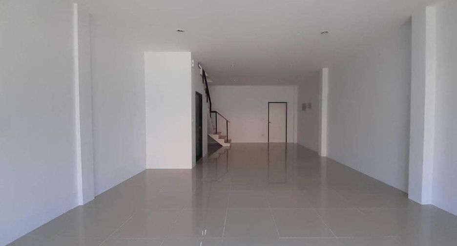 For sale 2 bedrooms retail Space in Thalang, Phuket