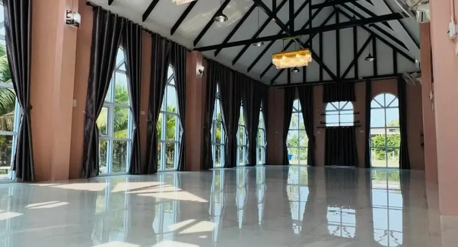 À vendre studio maison à Khok Si Suphan, Sakon Nakhon