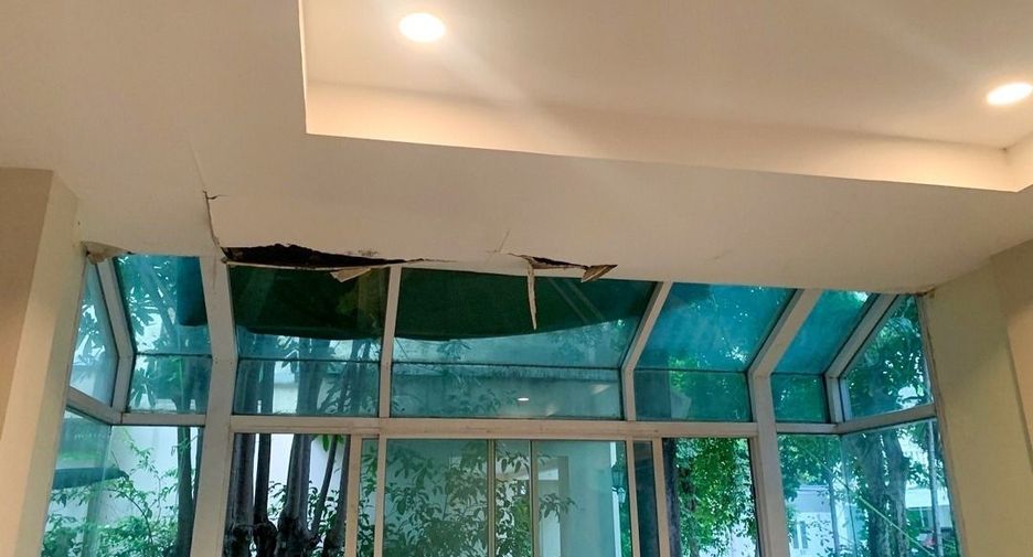 Casa en venta de 3 habitaciones en Thung Khru, Bangkok