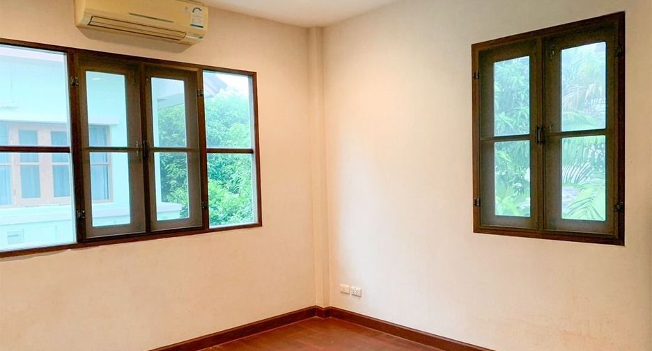 Casa en venta de 3 habitaciones en Thung Khru, Bangkok