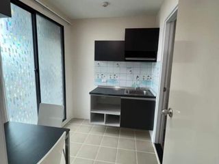 For sale 1 bed condo in Mueang Samut Prakan, Samut Prakan