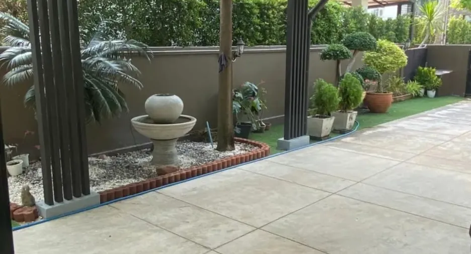 For sale and for rent 4 bedrooms house in Bang Kapi, Bangkok