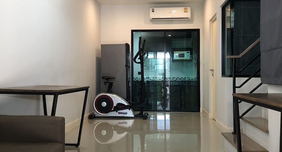 For sale 3 bedrooms townhouse in Mueang Pathum Thani, Pathum Thani