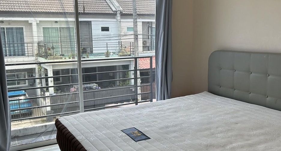 Haus zur Miete mit 3 Zimmer in Mueang Phuket, Phuket