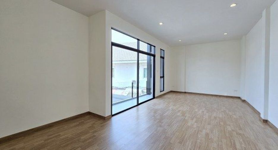 For sale 3 bedrooms house in Bang Yai, Nonthaburi