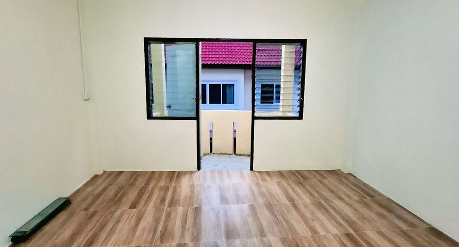 Продажа 2 спальни таунхаус в Mueang Sisaket, Sisaket