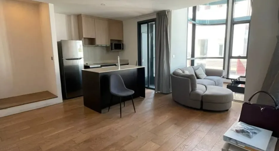 For sale 1 bed condo in Pathum Wan, Bangkok