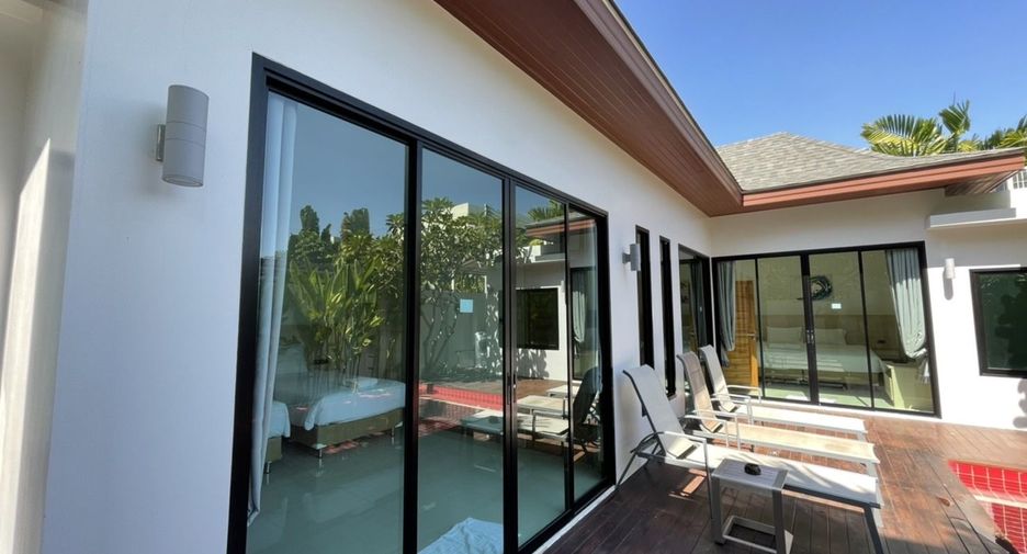 For rent 3 bedrooms villa in Mueang Phuket, Phuket