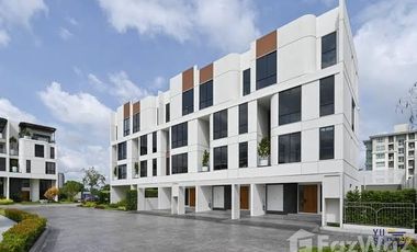 For sale 3 bedrooms house in Yan Nawa, Bangkok